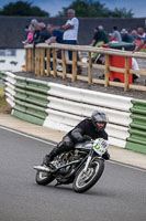 Vintage-motorcycle-club;eventdigitalimages;mallory-park;mallory-park-trackday-photographs;no-limits-trackdays;peter-wileman-photography;trackday-digital-images;trackday-photos;vmcc-festival-1000-bikes-photographs